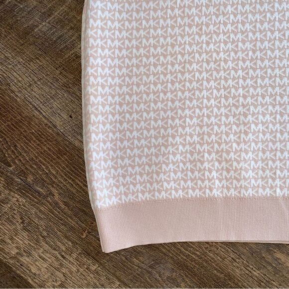 MICHAEL Kors Bodycon Dress Blush Pink Logo Preppy Sophisticated XS - Picture 3 of 9
